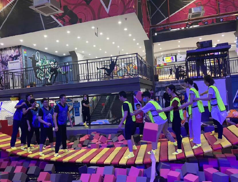 About the business strategy of trampoline park